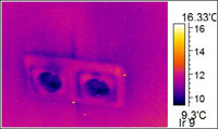 Zugluft durch Steckdosen in Braunschweig dokumentiert mit der Thermografiekamera